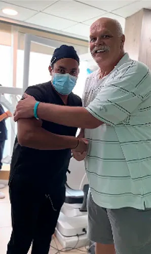 Happy smiles after successful All-on-4 dental implants in Mexico, showcasing patient satisfaction.